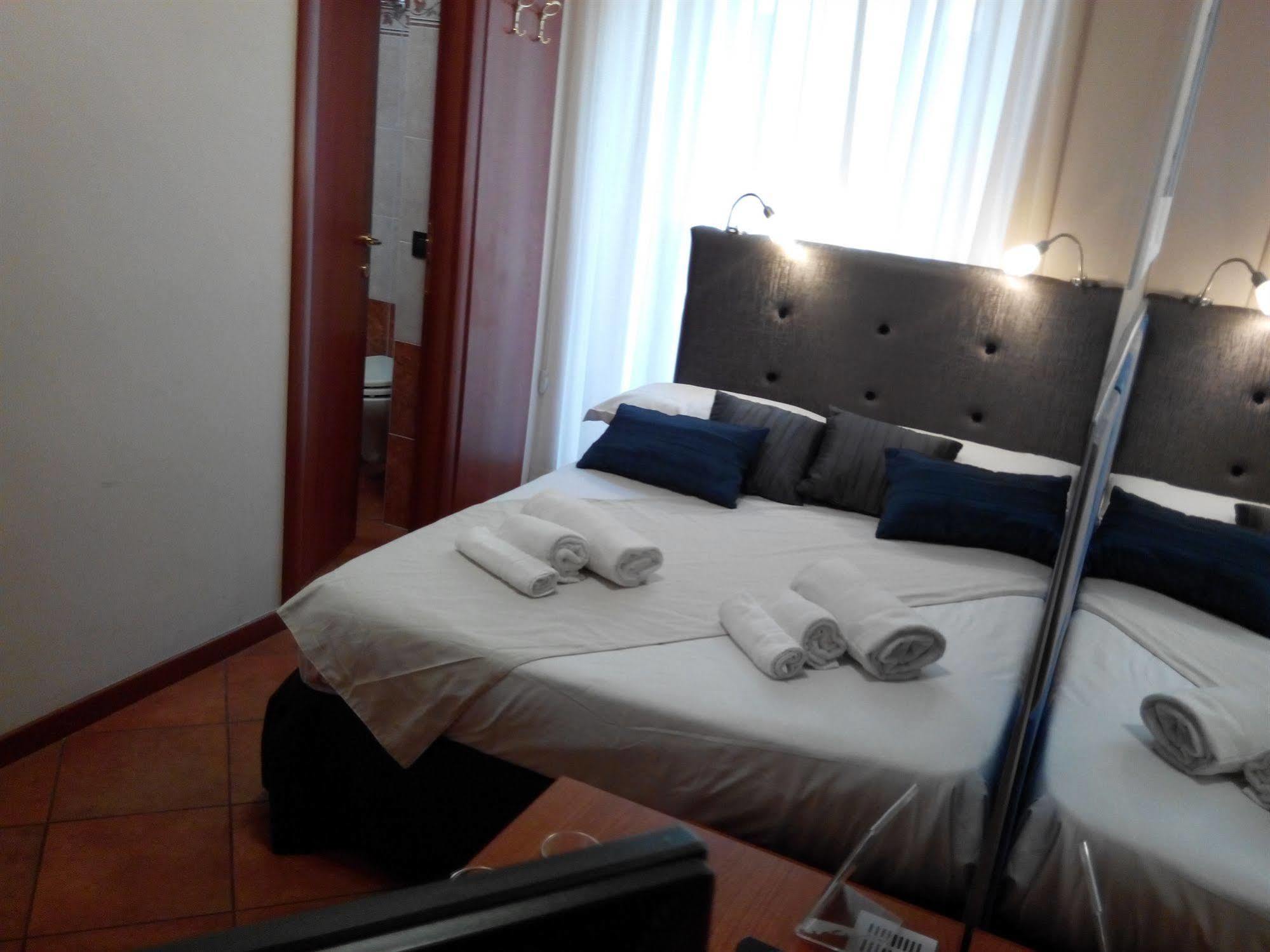 Colosseo Relais Rome Exterior photo